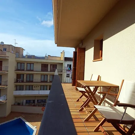 Lets Holidays Centric With Pool In Tossa Tossa de Mar
