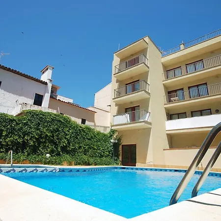 Apartment Lets Holidays Palmera Iii Tossa de Mar