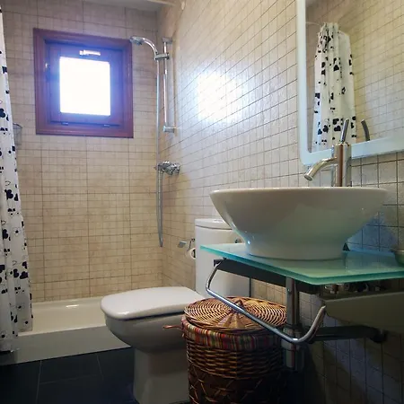 Apartment Lets Holidays Palmera Iii *