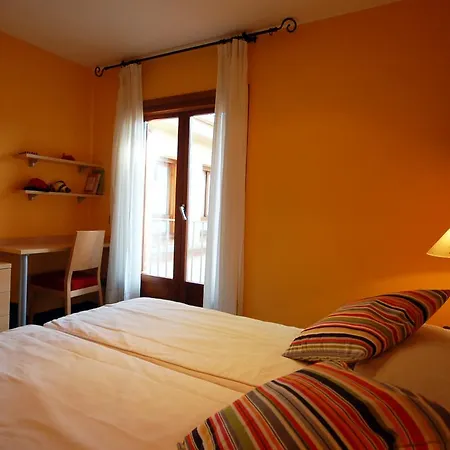 Lets Holidays Centric With Pool In Tossa Διαμέρισμα